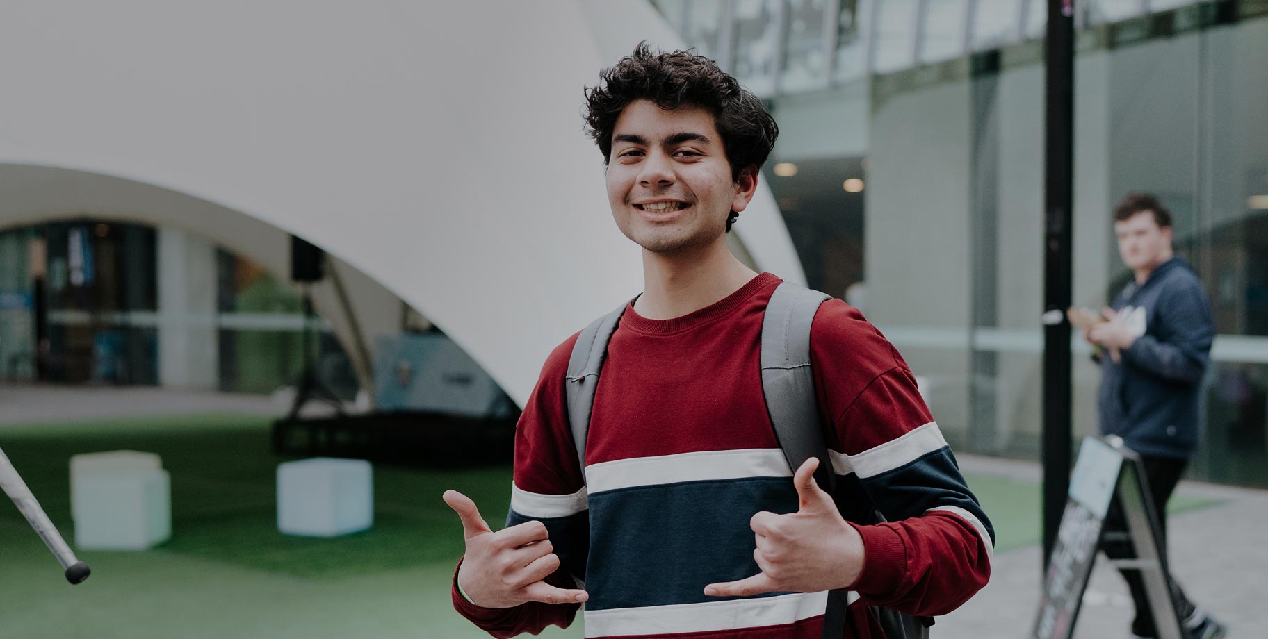 Head start on your future, by applying to our VU Early Entry program or your future course on the spot